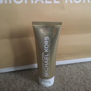 Michael Kors Silky Body Lotion